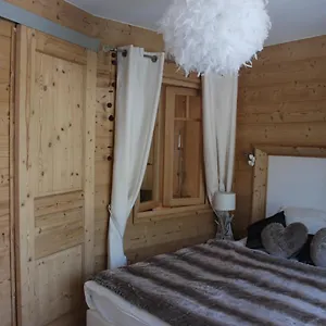 Le 3300 Appartement
